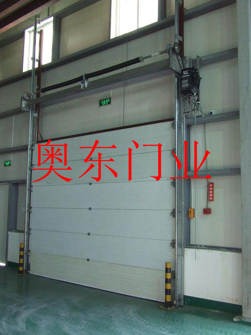 垂直 提升门