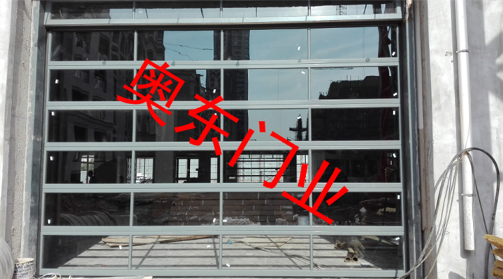4s店**门