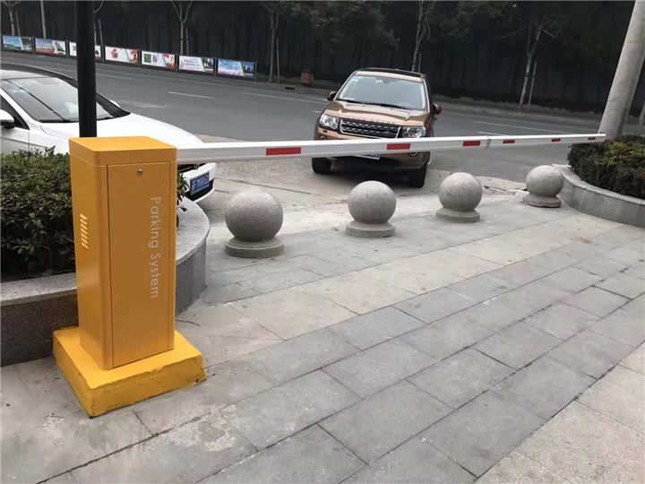 泉州道闸门