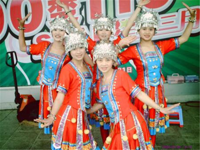 南宁民族歌舞艺术学校器乐演奏艺术幼师艺考 