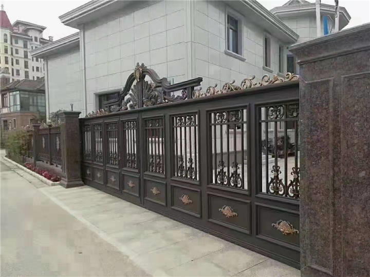 铝艺大门应该如何安装