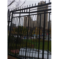 铁艺护栏的优缺点