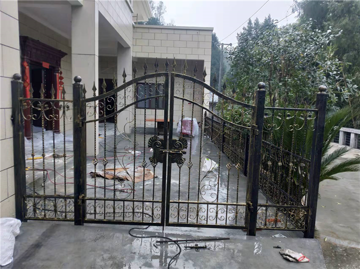 巴中铁艺大门工艺