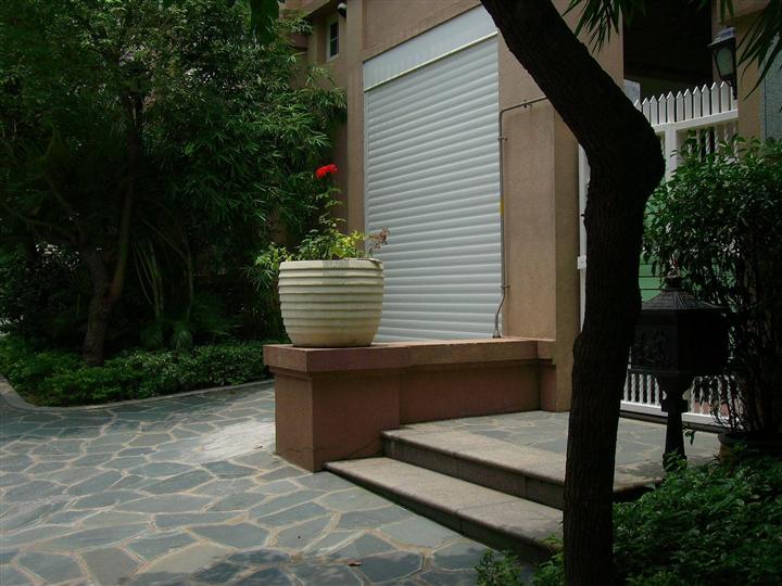 兰州车库翻板门厂家/诚信**.欢迎致电——0931-8504058 