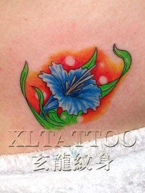 天津纹身图库喇叭花纹身 
