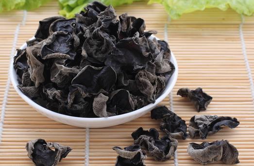 丰县木耳L江苏哪里有优质毛木耳买 