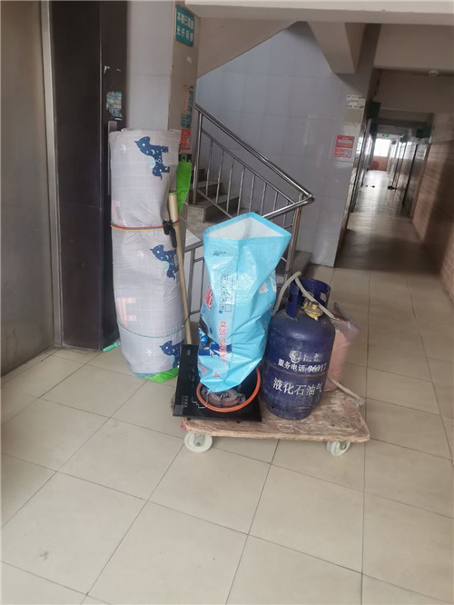 毕节七星关区公司搬鱼缸多少钱