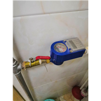 维修更换阀门 
