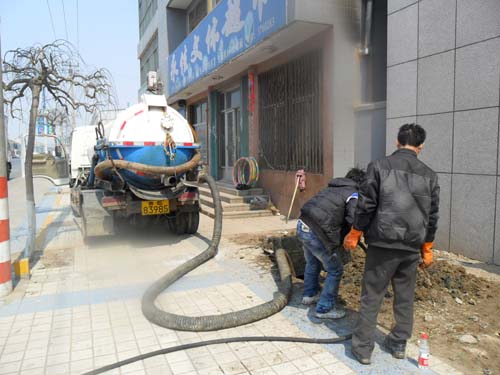 污水排污管道疏通{排水下水道疏通}济南高压清洗 