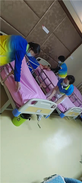 新疆老年公寓暖心服务