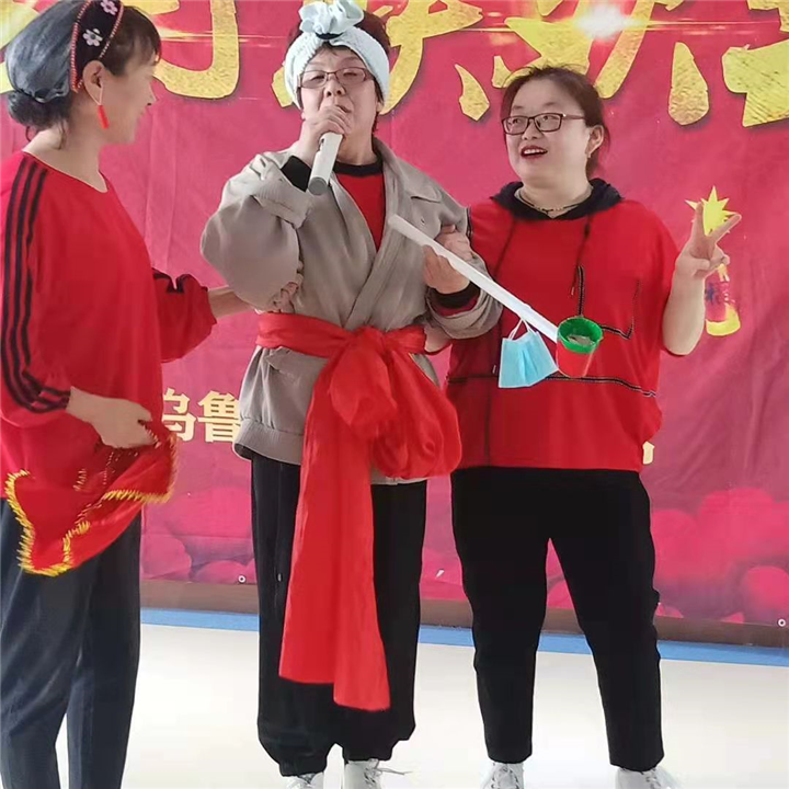 新疆老年公寓才艺荟萃