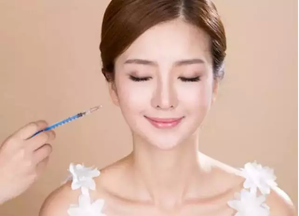 昆明美容培训电话 