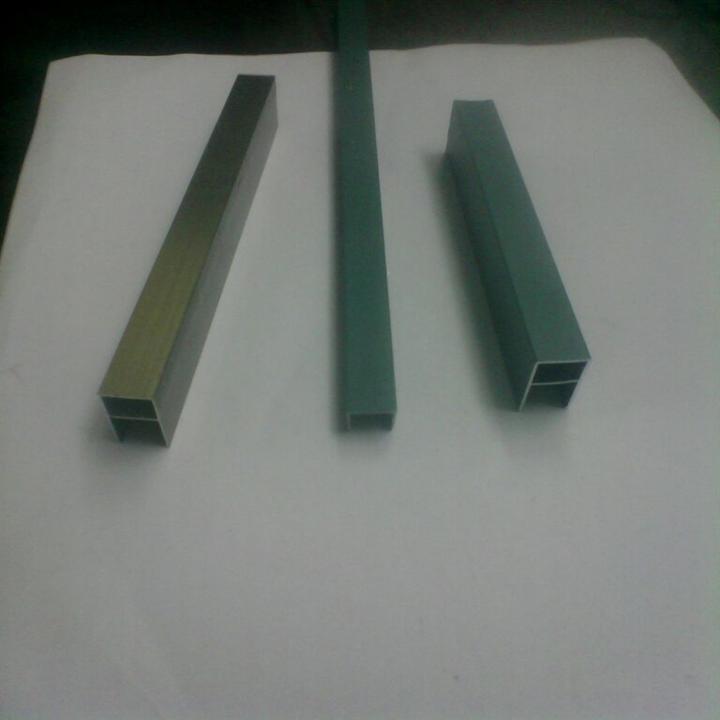 铝材U槽小料 
