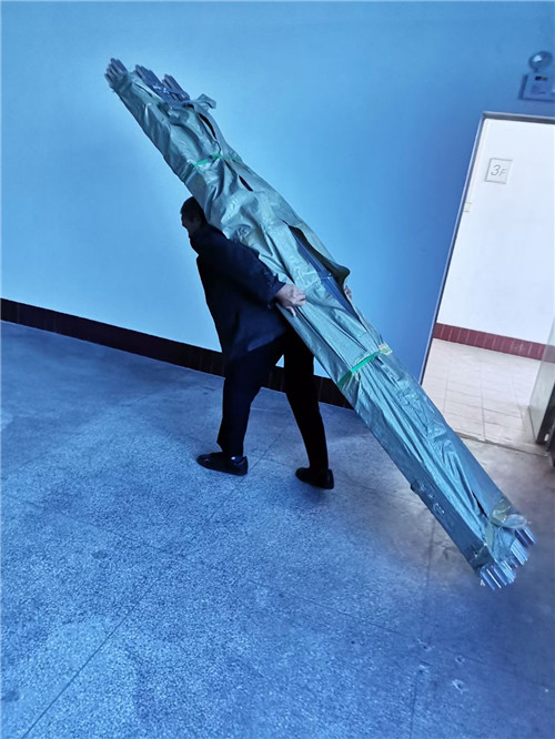 蚌埠淮上区大小搬家搬重物搬鱼缸搬冰箱