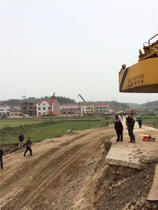 价格公道满意-岳阳吊车出租