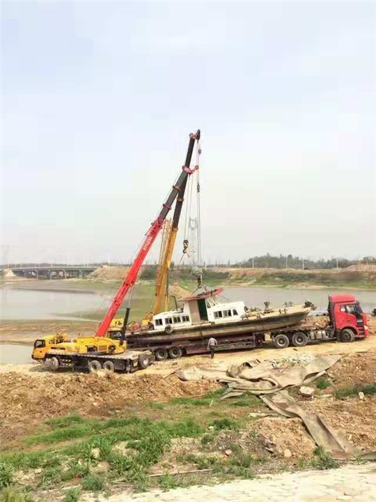 岳阳吊车出租公司
