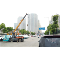 吊车吊罐体