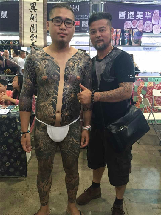 **的纹身艺术找飞扬纹身