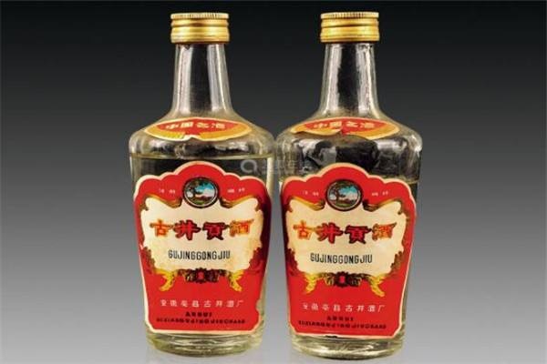 常州白酒回收电话