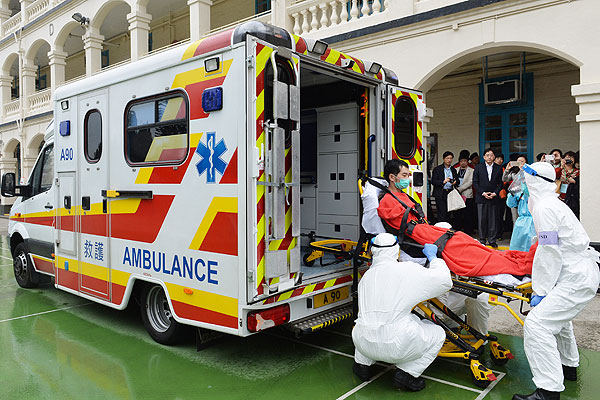 香港粤港过境救护车出租香港999救护车出租香港医疗包机出租 