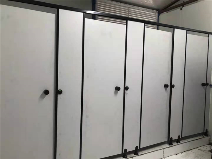 琼中公共卫生间隔断