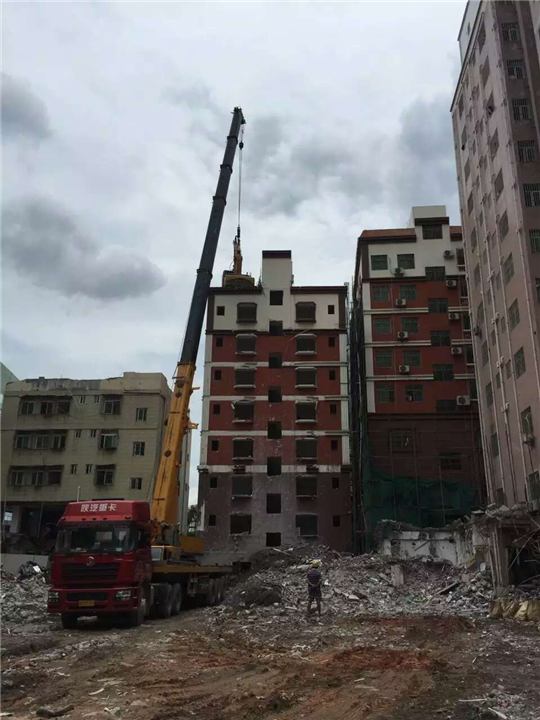 专业拆除各种楼房 
