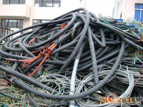 专业回收各种型号的电缆 