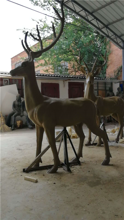 昆明**的铸铜雕塑厂家