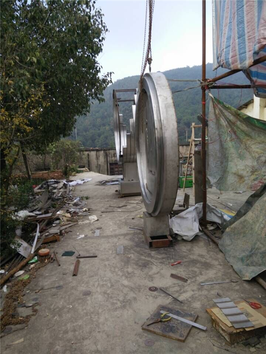 铜雕