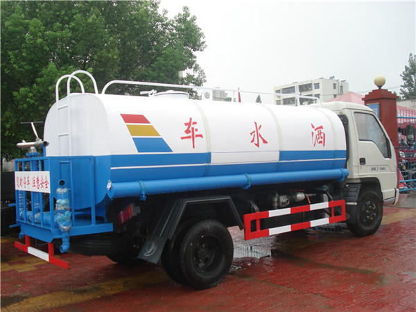 金阳洒水车出租|清镇洒水车出租