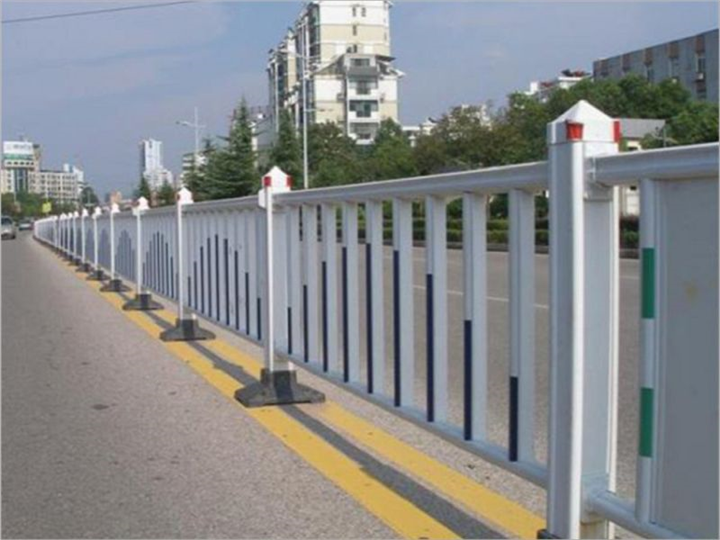 道路护栏