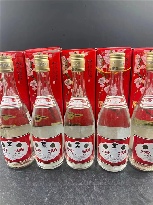 武清常年回收白酒名酒-诚信立足