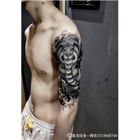 湘潭**的纹身店|荷花蛇包大臂纹身作品 