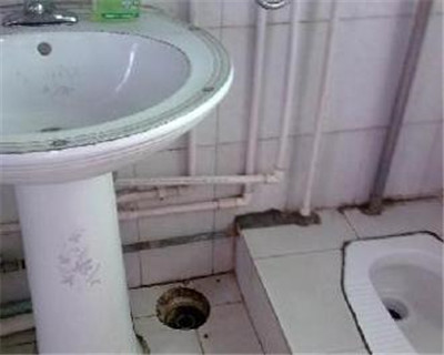 【三亚厕所疏通、三亚疏通厕所、三亚专业疏通】 
