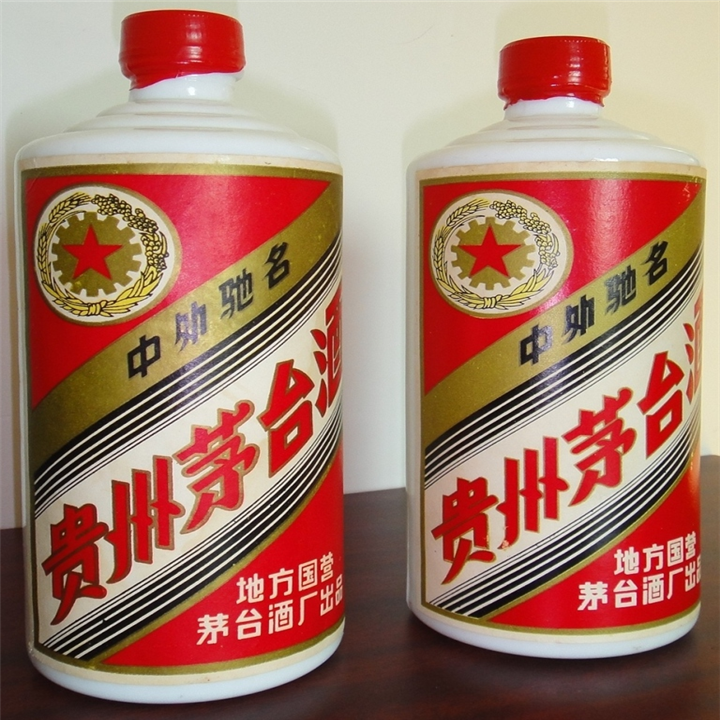 北京回收解放军总医院**茅台酒价格 