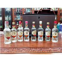 襄阳回收90年代老郎酒董酒白云边酒黄鹤楼酒