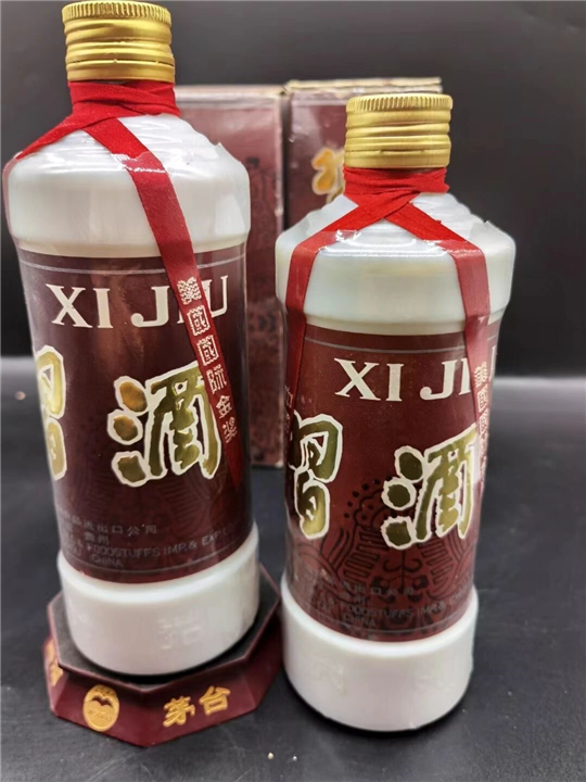 襄阳回收茅台酒五粮液剑南春国窖1573本地上门回收