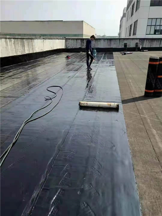 大连专业屋面防水补漏  大连天晴防水工程
