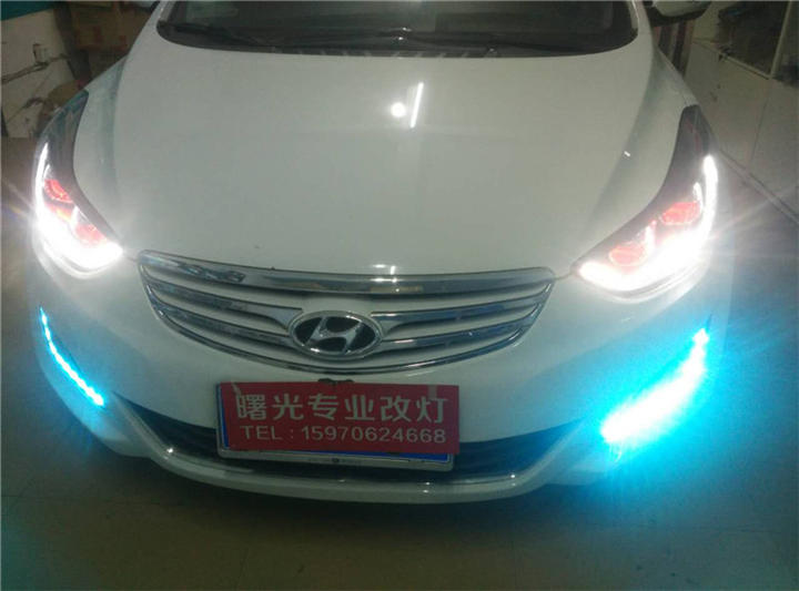 现代朗动用探路泽总成远光升级原厂Q5双光透镜+4个红色恶魔眼 