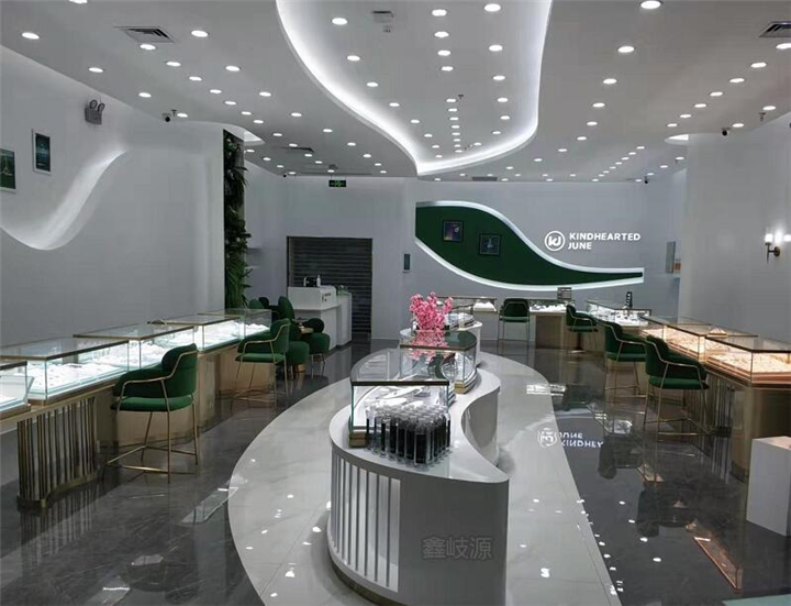 钛合金展示柜