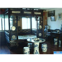 上海各区老家具回收，各种红木家具回收，老家具回收商店 