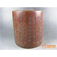 上海老竹木雕刻摆件回收，上海竹子雕刻笔筒回收 