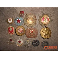 上海老式徽章回收，上海纪念章回收 