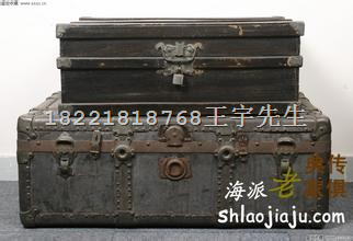 上海闲置老皮箱回收~老樟木箱回收多少钱一个~上海老家具回收 